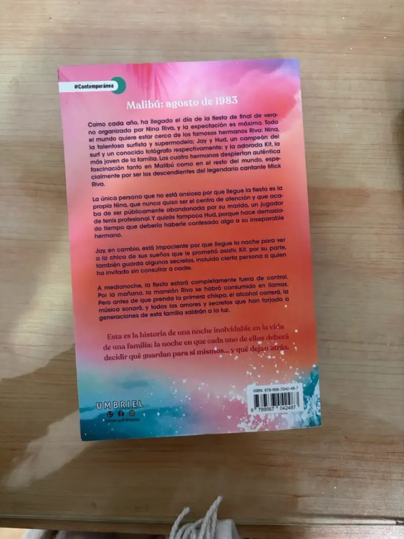 Libro 'Malibú Renace' de T. Jenkins Reid - 2
