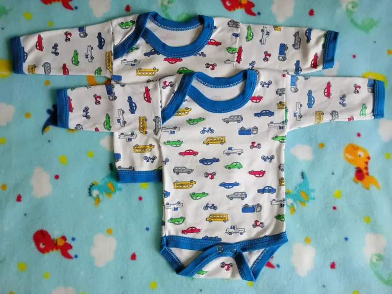Conjunto de ropa para bebé - 2