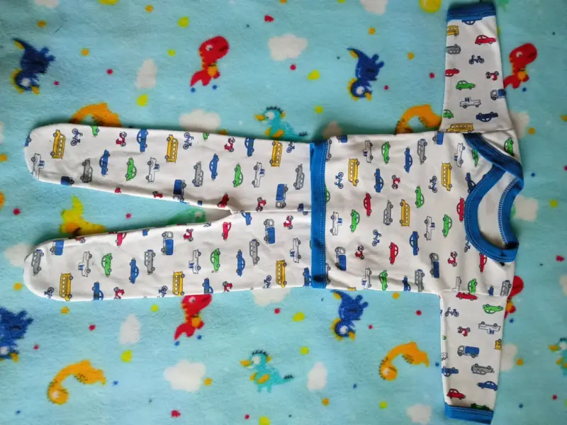 Conjunto de ropa para bebé - 4