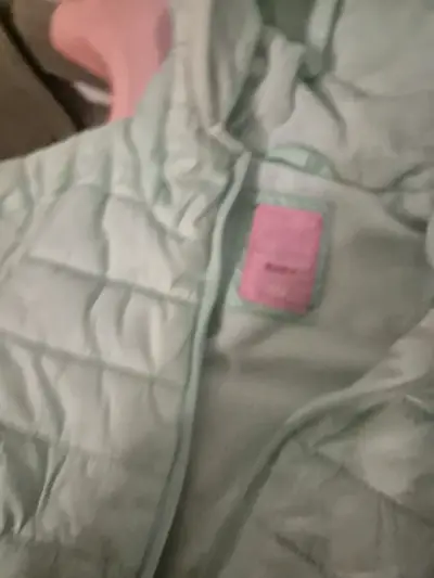 Chaqueta puffer verde menta - miniatura 3