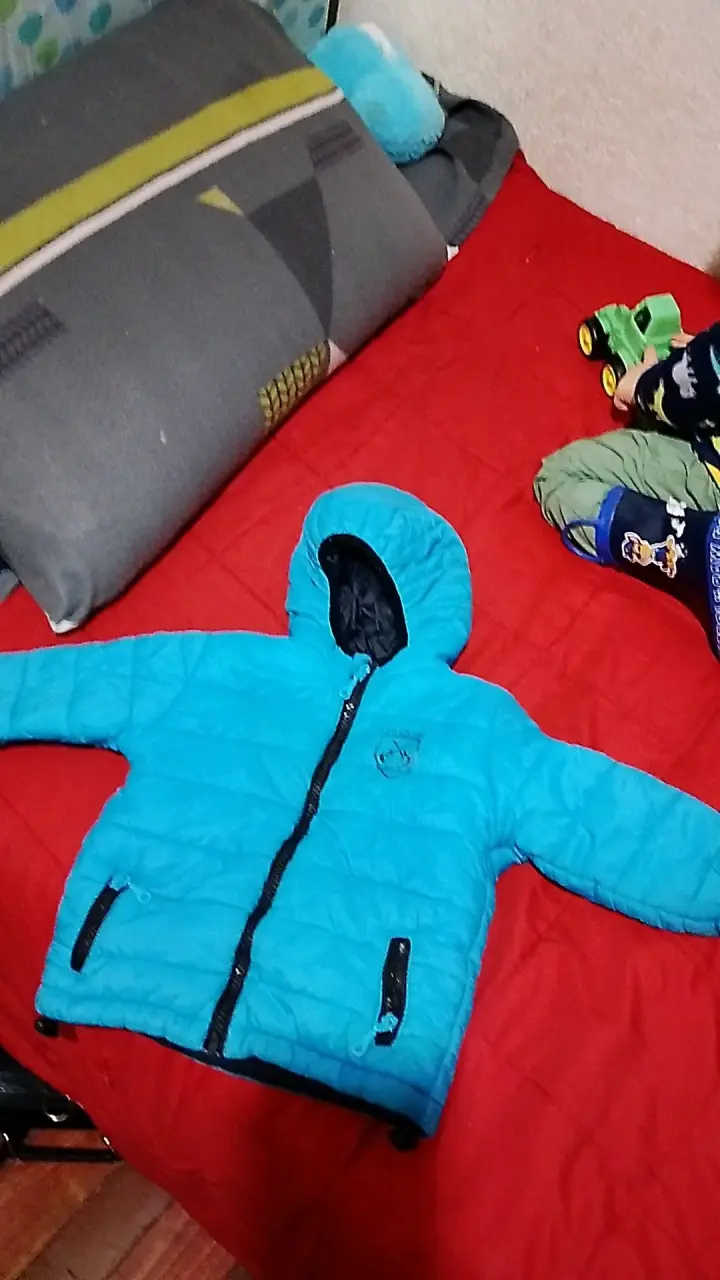 Chaqueta azul para niños