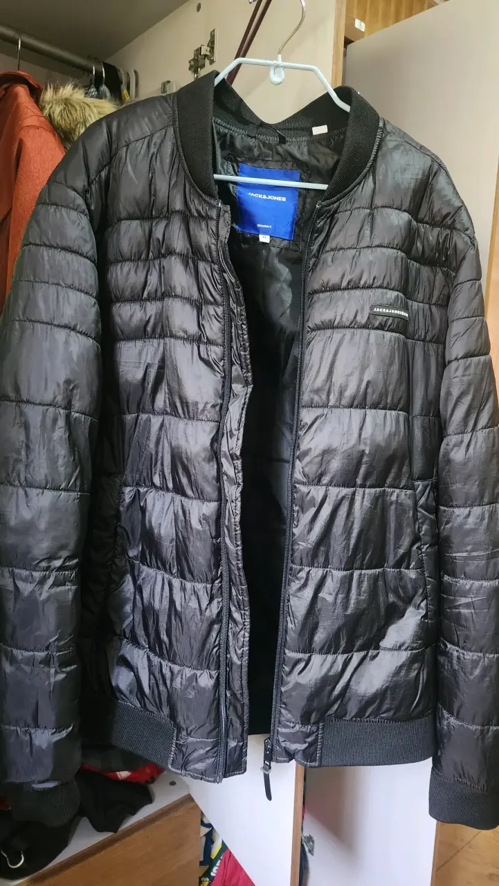 Chaqueta acolchada negra