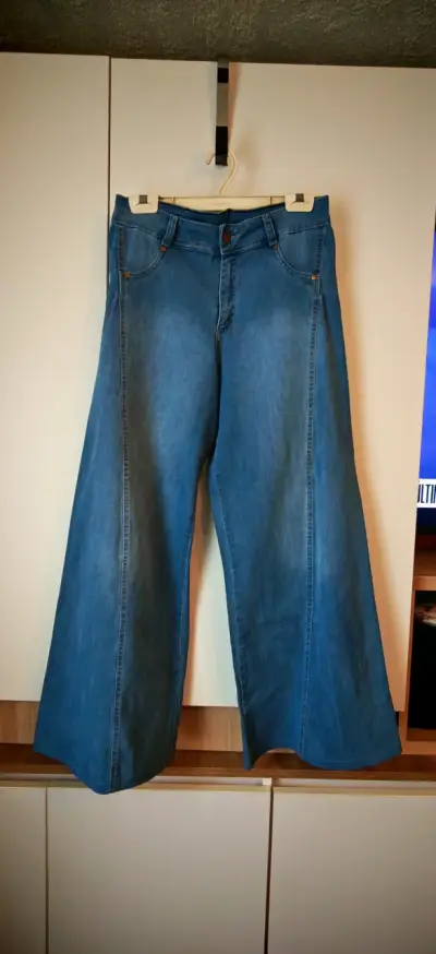 Jeans acampanados azul - miniatura 1