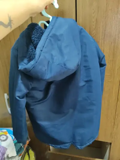 Parka azul para niño - miniatura 2