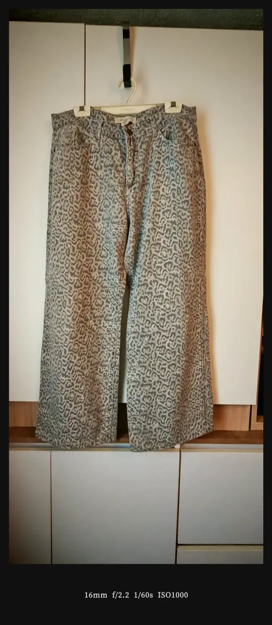 Pantalón estampado animal print - 1