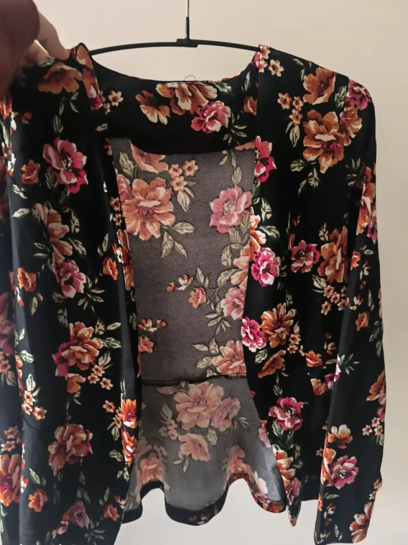 Blazer floral negro - 2