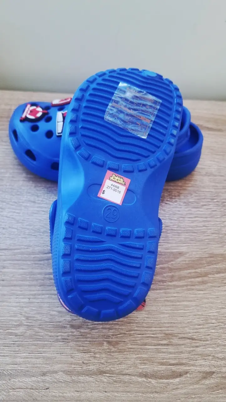 Zapatos azules con diseño infantil - 2