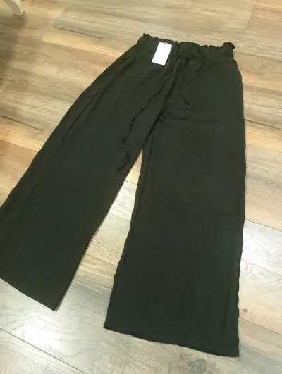 Pantalón negro suelto con lazo - miniatura 1