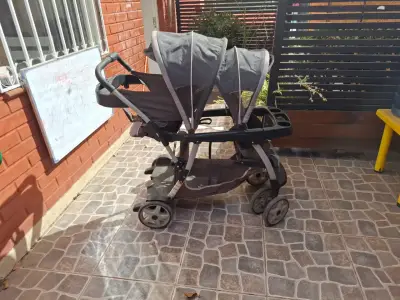 Coche doble para niños - miniatura 1