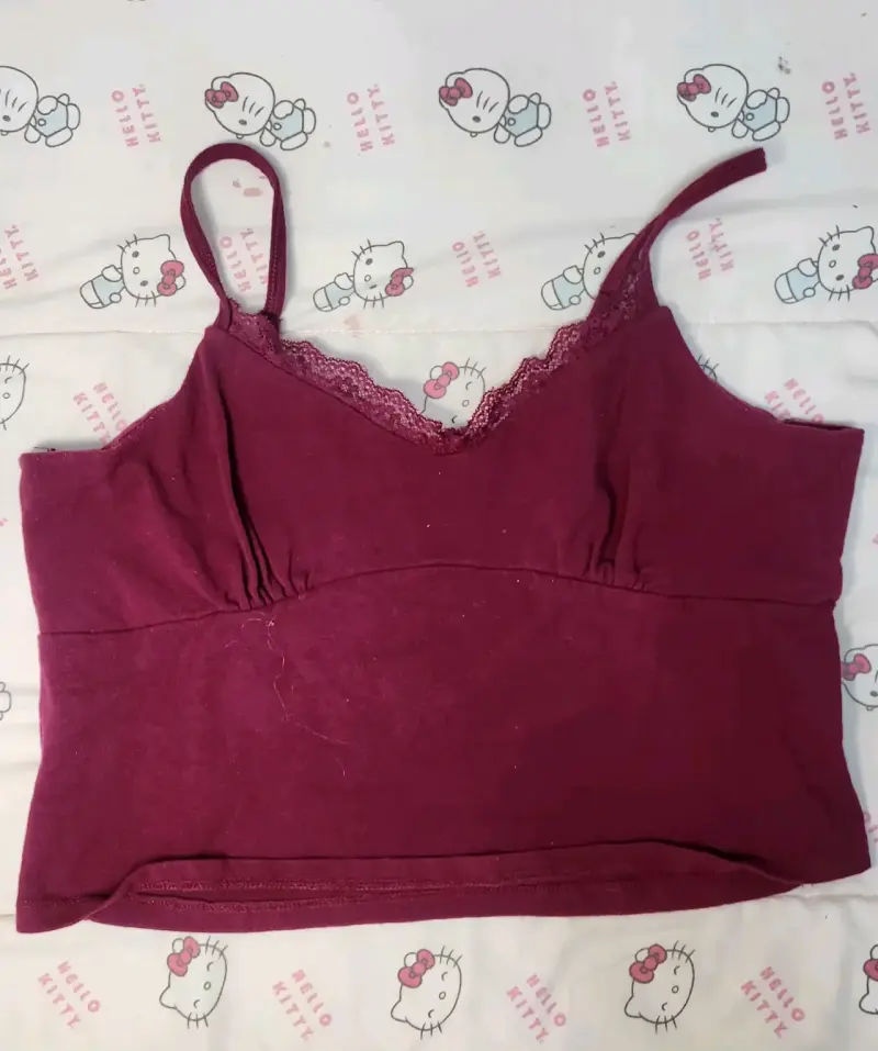 Top burdeo con encaje - 1