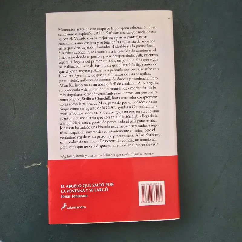 Libro 'El abuelo que saltó por la ventana' - 3