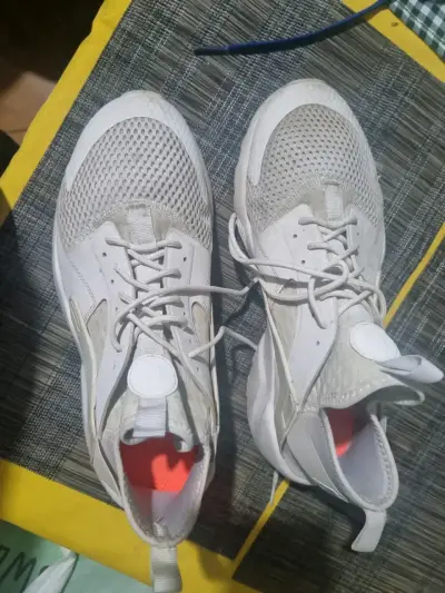 Zapatillas deportivas blancas Nike - miniatura 2