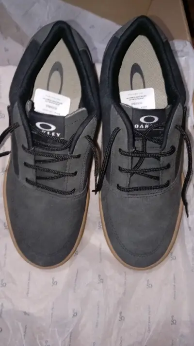 Zapatillas urbanas gris oscuro - miniatura 1