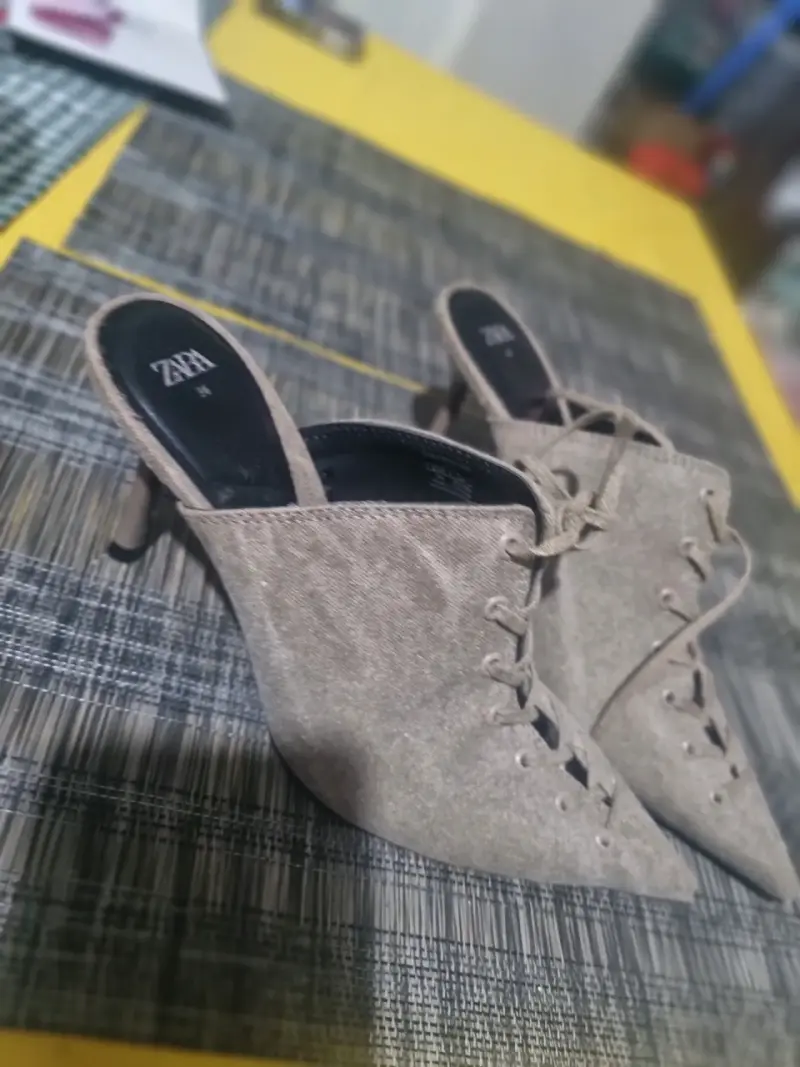 Zapatos taco aguja beige Zara - 1