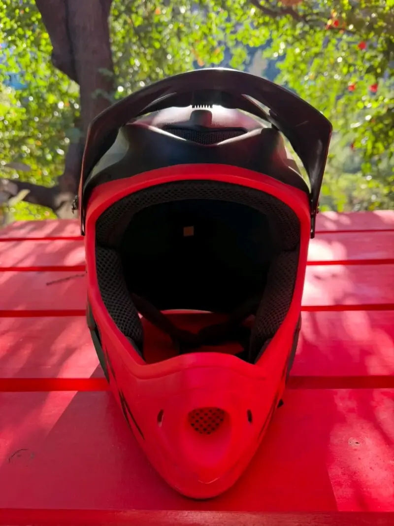 Casco integral Alpina rojo - 2