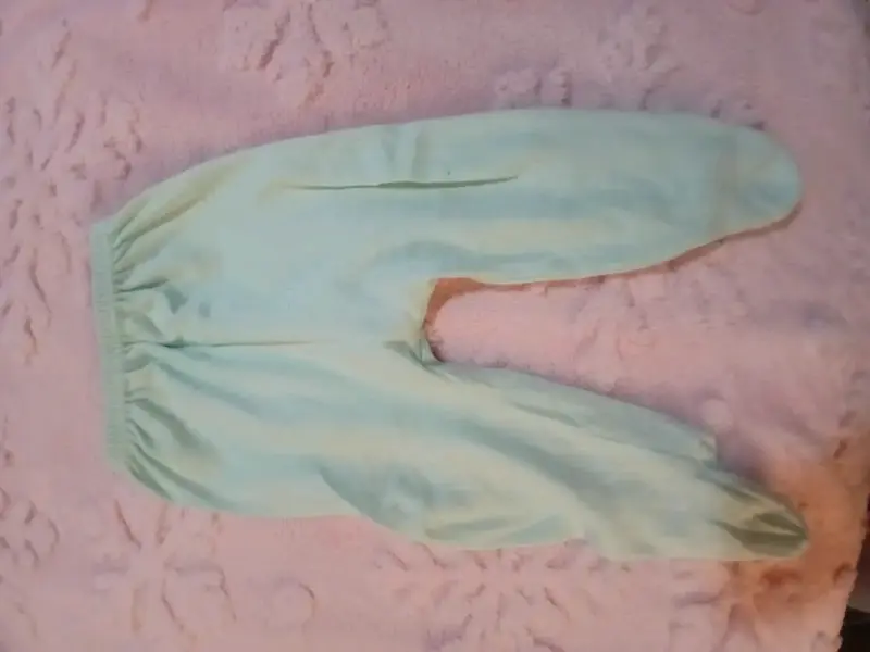 Pantalones de bebe y conjuntos - 1