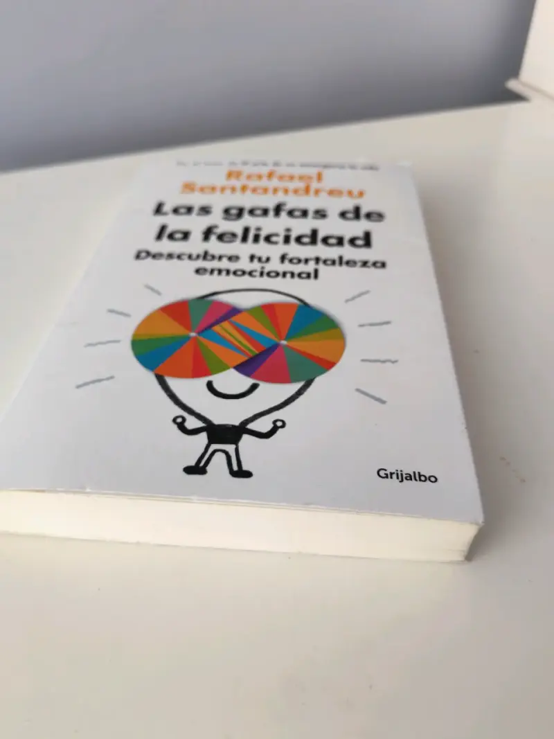 Libro Las gafas de la felicidad. - 4