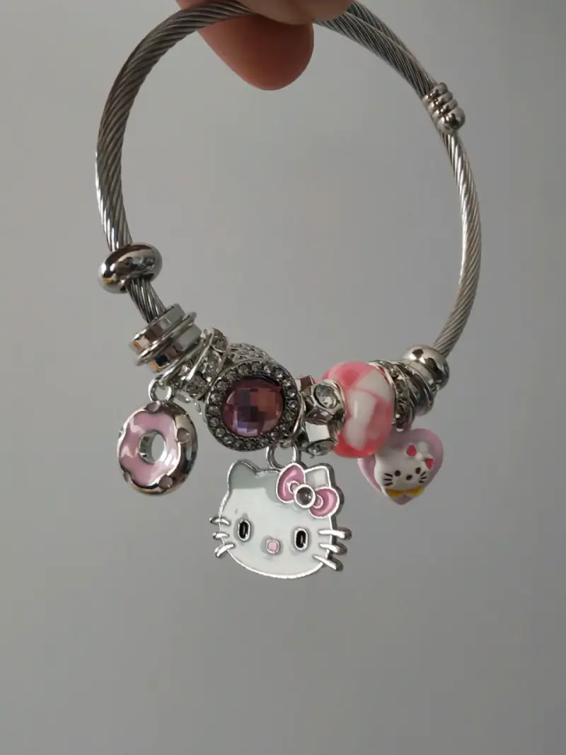 Pulsera Hello Kitty con dijes - 2