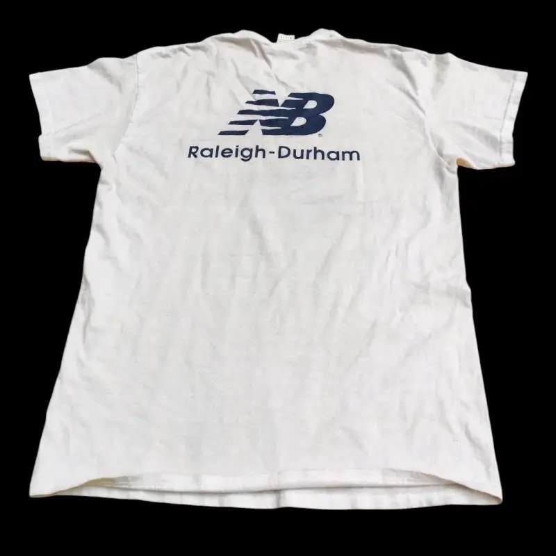 Polera blanca deportiva - 2