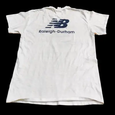 Polera blanca deportiva - miniatura 2