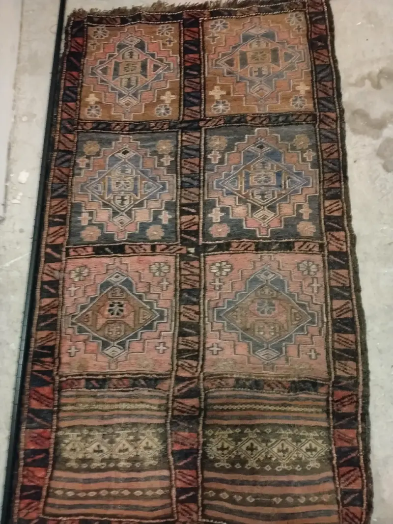 Alfombra oriental - 1