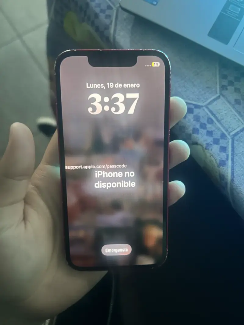iPhone 13mini bloqueado iCloud - 2