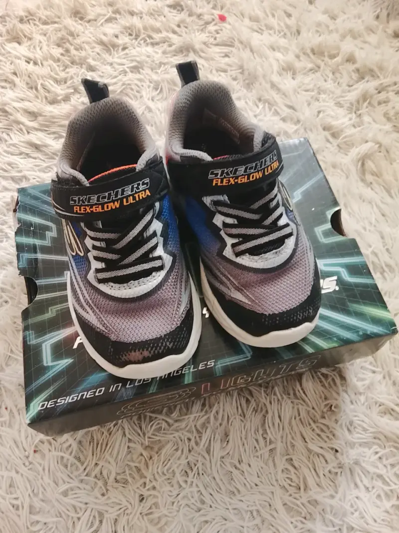 Zapatillas deportivas con luces - 2