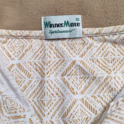 Polera polo beige estampada - miniatura 2
