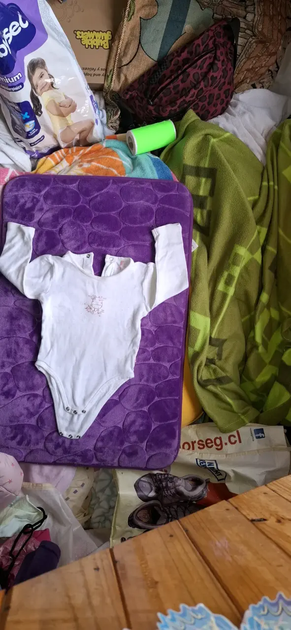 Suéter gris con arcoíris infantil - 5