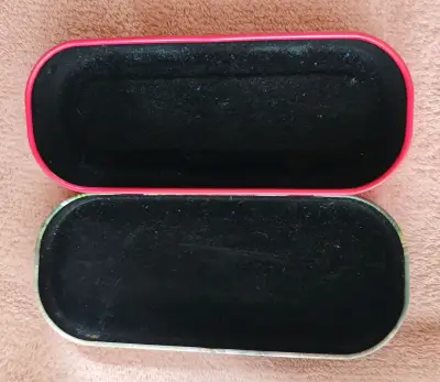 Estuche para lentes - miniatura 3