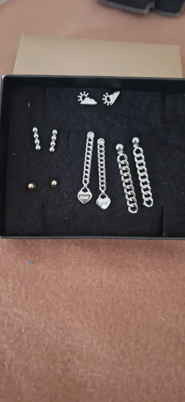 Set de aros colgantes variados