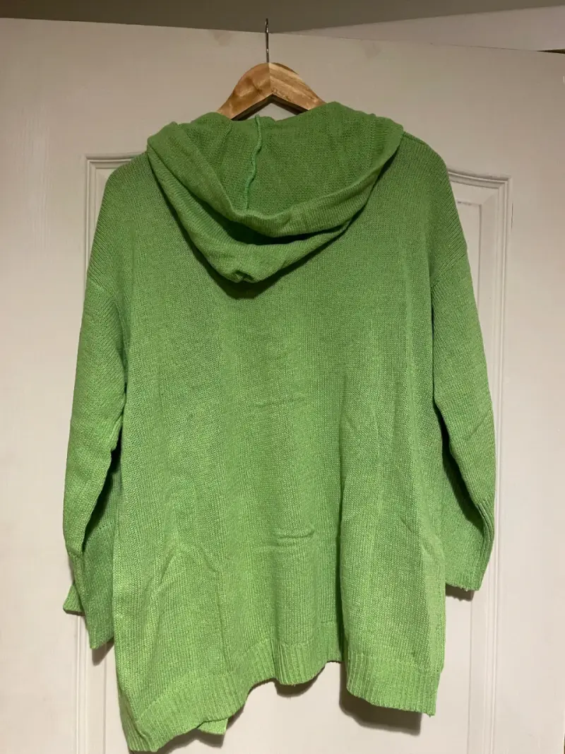 Cárdigan verde con capucha - 2