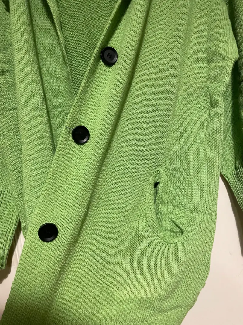 Cárdigan verde con capucha - 3