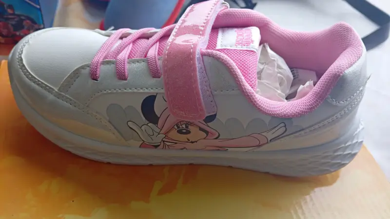 Zapatillas infantiles Minnie Mouse 30 -33 - 1