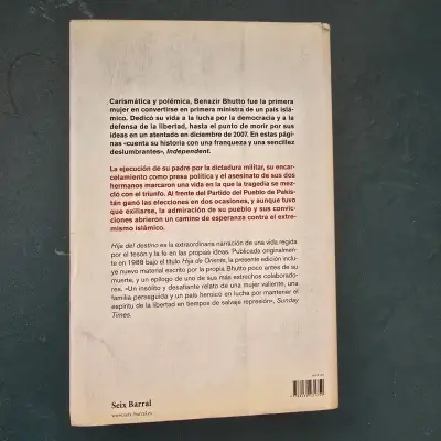 Libro Hija del destino Benazir Bhutto - miniatura 4