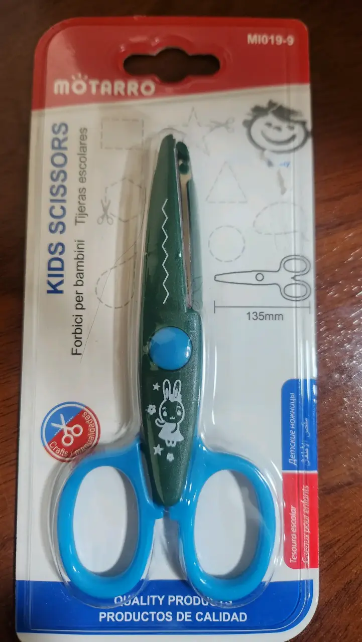 Tijeras para niños azules