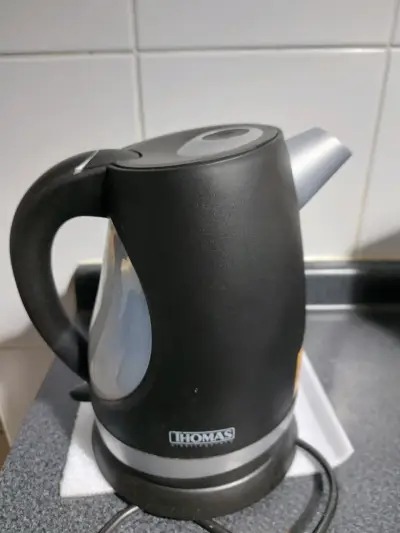 Hervidor eléctrico Thomas 2 L - miniatura 3