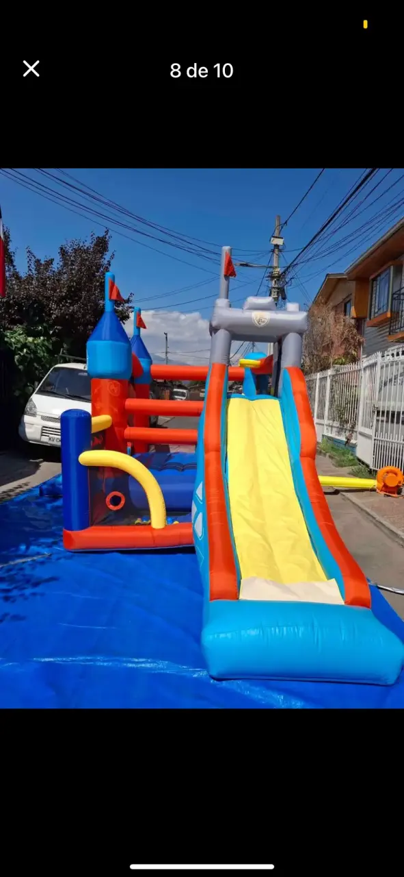 Castillo inflable con tobogán - 1