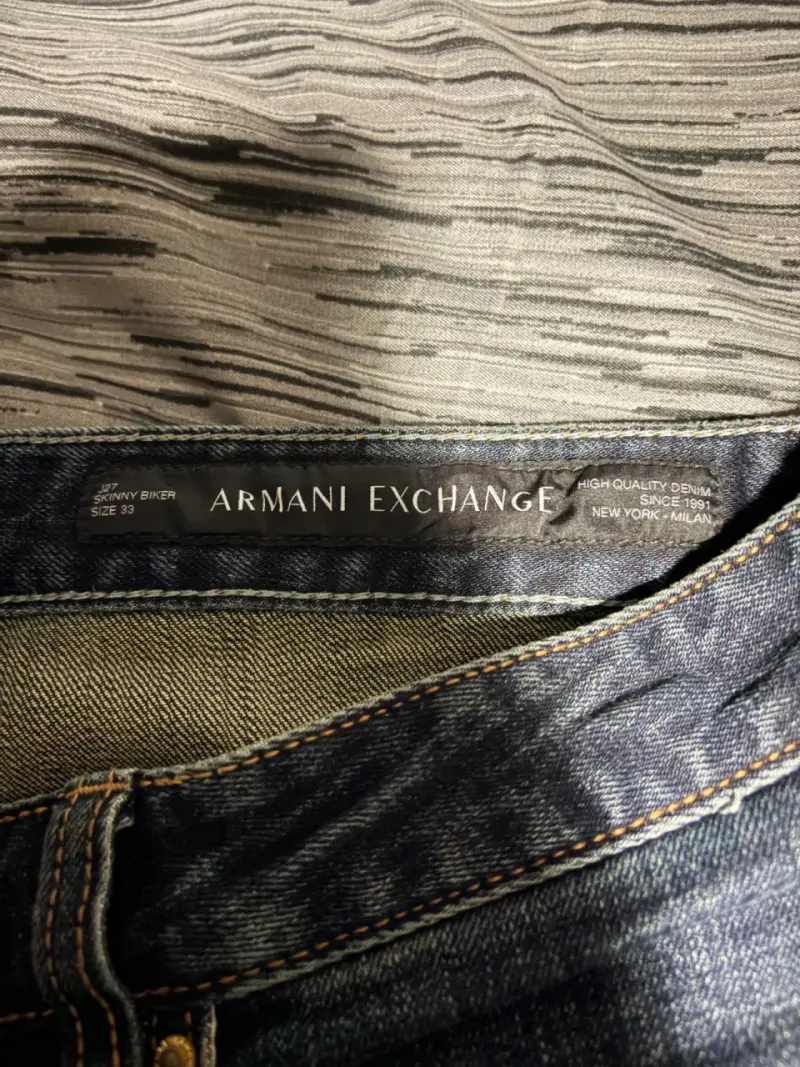 Jeans azul oscuro con costuras - 2