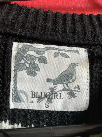 Suéter rayado blanco y negro - miniatura 2