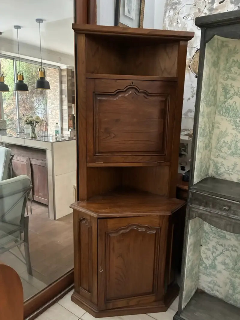 Mueble esquinero de madera - 2
