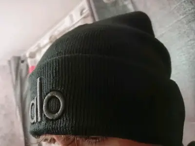 Gorro negro - miniatura 4