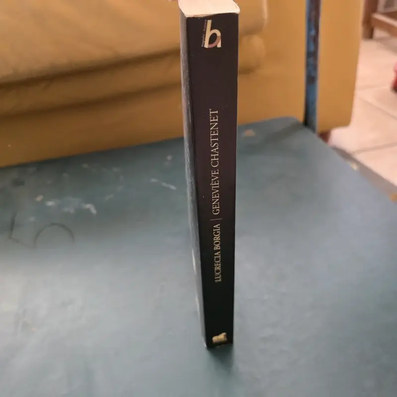 Libro 'Lucrecia Borgia' en español - 2