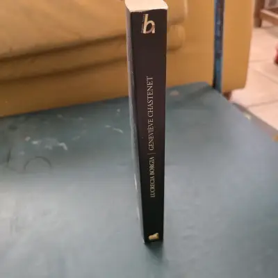 Libro 'Lucrecia Borgia' en español - miniatura 2