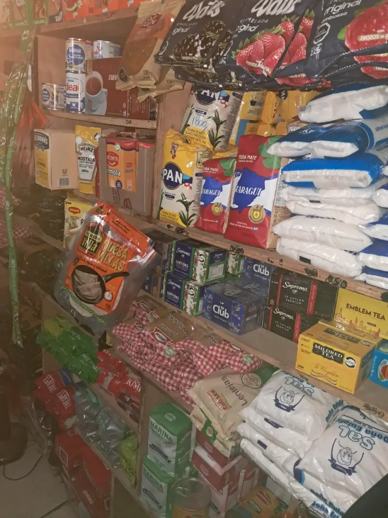 Variedad de alimentos secos - 1