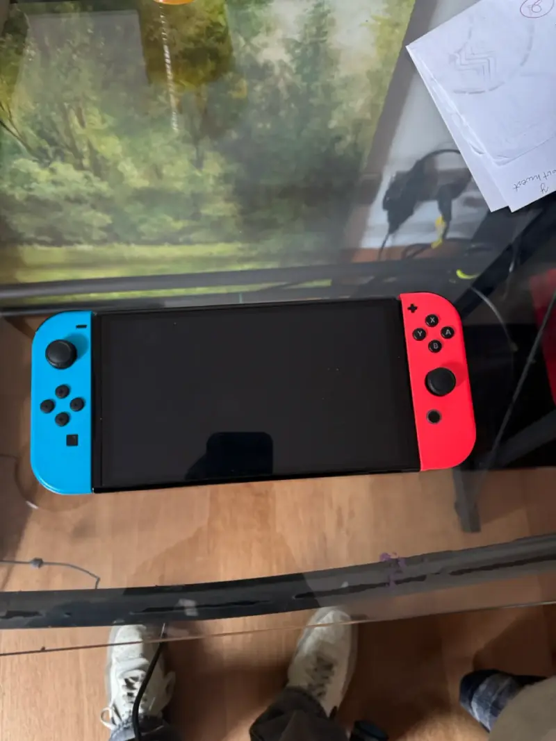Nintendo Switch Estándar Neón - 1