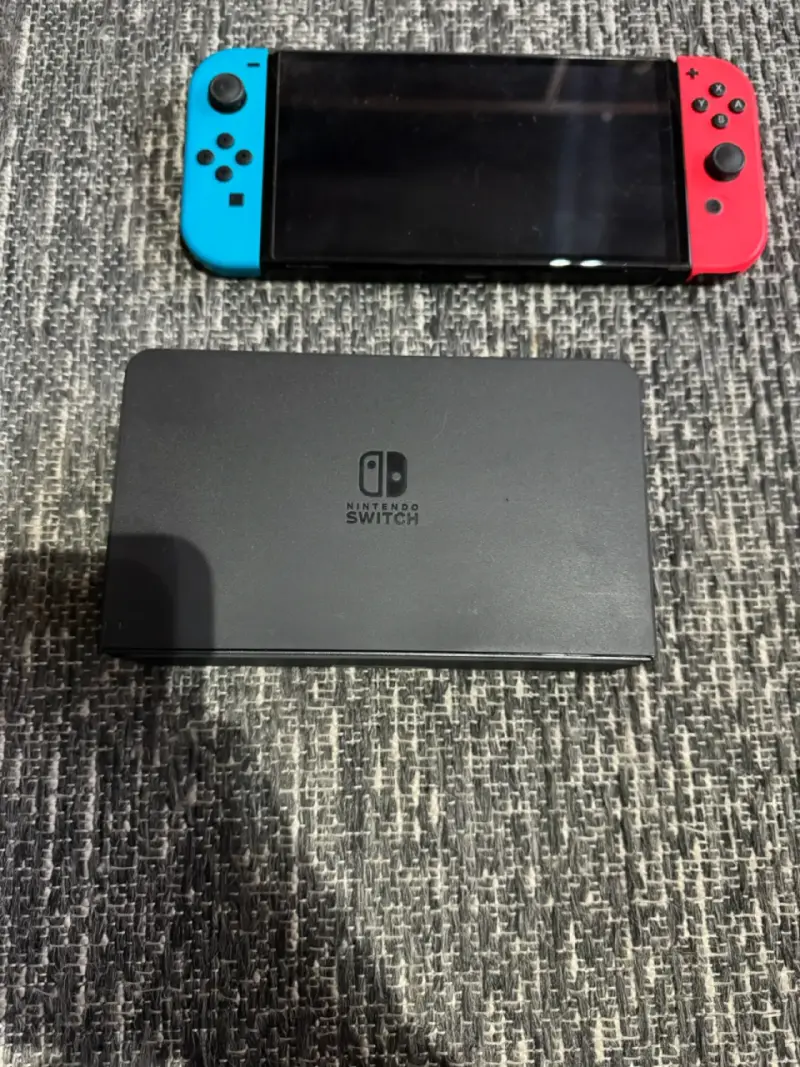 Nintendo Switch Estándar Neón - 3