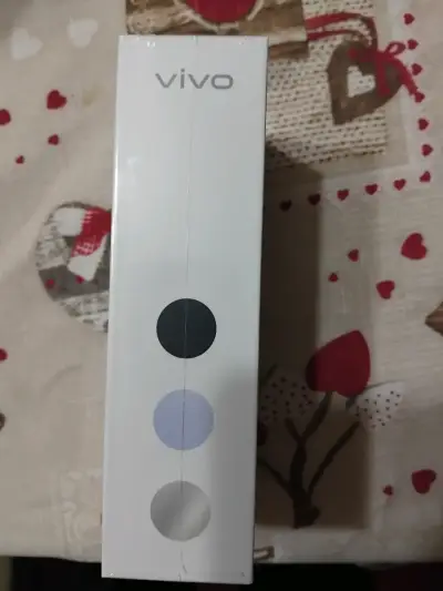 Teléfono Vivo Y04 nuevo - miniatura 2