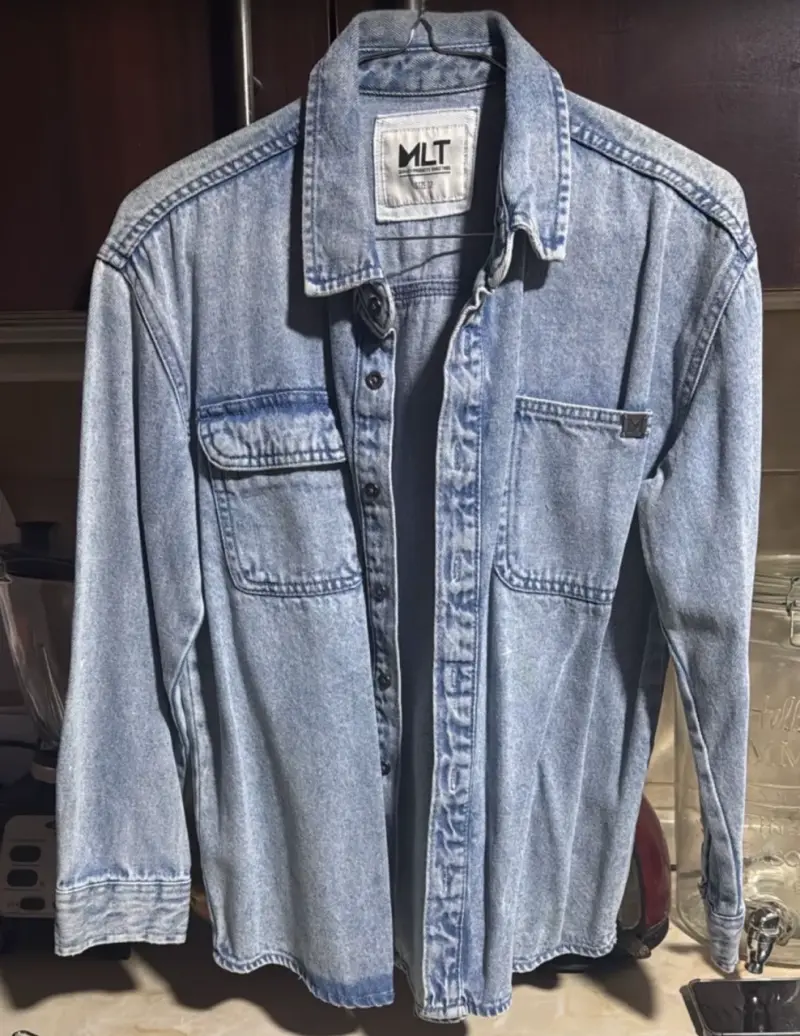 Camisa de mezclilla MLT azul claro