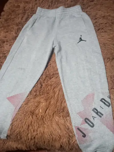 Pantalones deportivos grises Jordan - miniatura 4